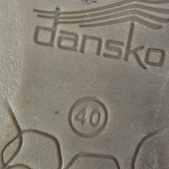 Dansko Angela Womens Sandel Sz 9.5-10 Sand Metallic Leather Comfort Wedge Adj. - Picture 10 of 13